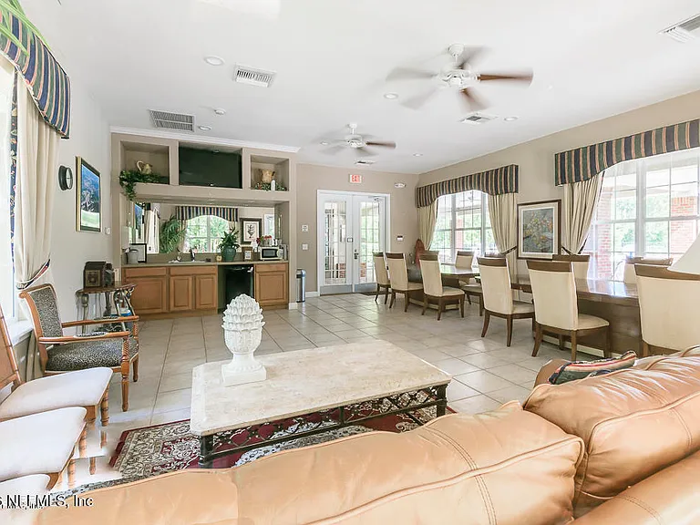 3514 Twisted Tree Ln — Photo 15