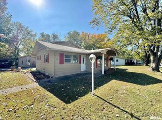 78 Dallas Dr, Harrisburg, IL 62946