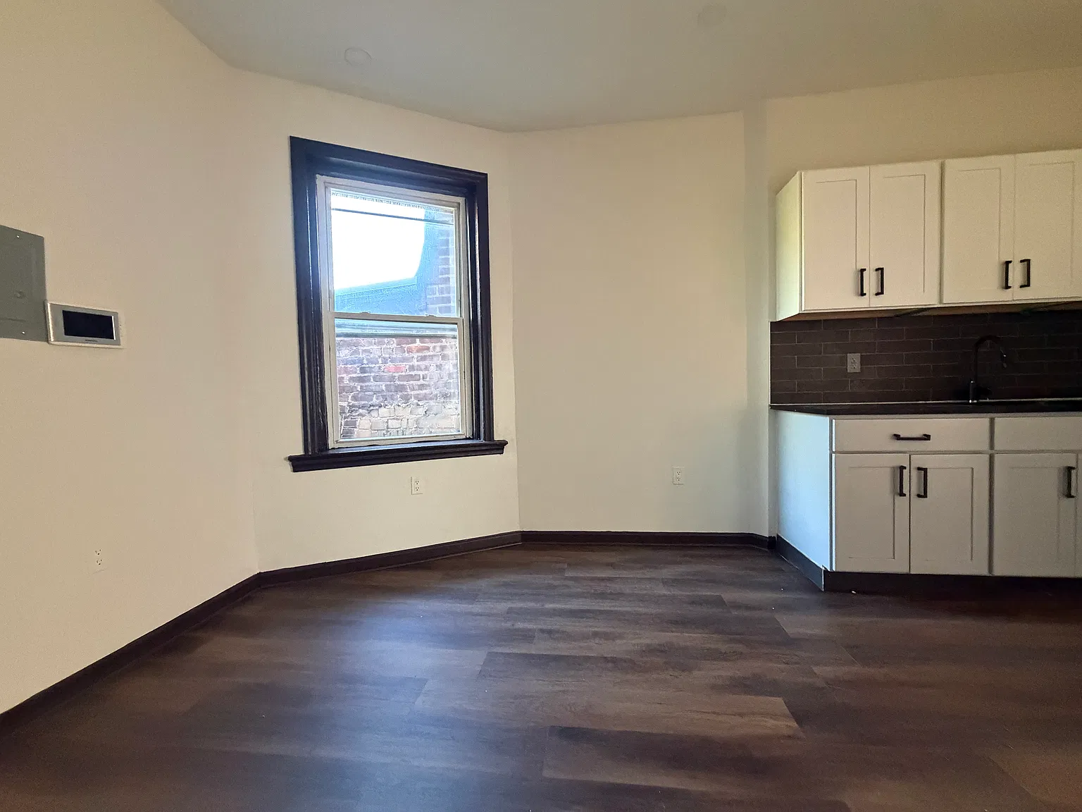 2 bed, 750 sqft, $1,850 — Photo 4
