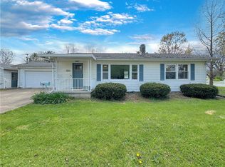 1900 Van Buren Ave, Charleston, IL 61920