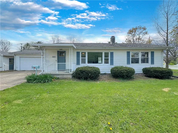 1900 Van Buren Ave, Charleston, IL 61920