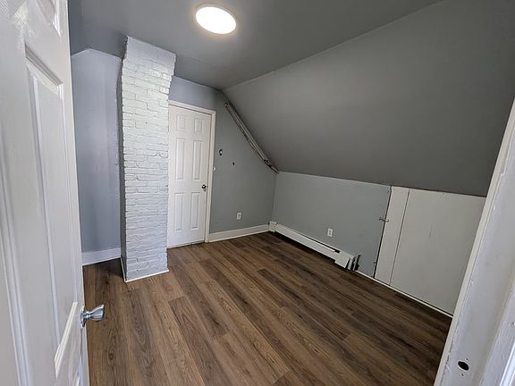 5th image of 12 Edmund Pl #3