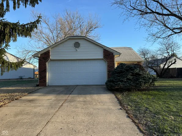 5730 Pemberly Dr, Indianapolis, IN 46221