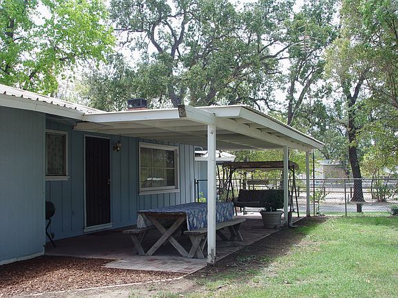 2nd image of 33275 Hoskins Lane