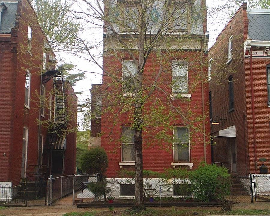 1st image of 2843 Missouri Ave