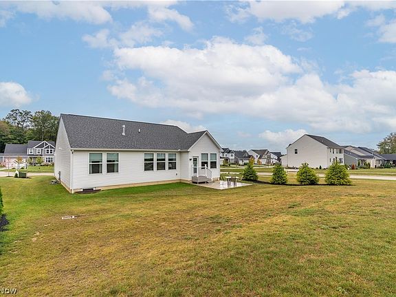 4th image of 2769 Weeping Pine Dr