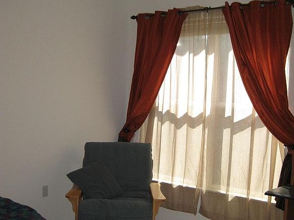 2nd bedroom w vaulted ceiling
