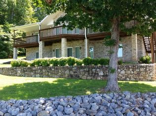 925 Somerset Cove Rd, Union Hall, VA 24176