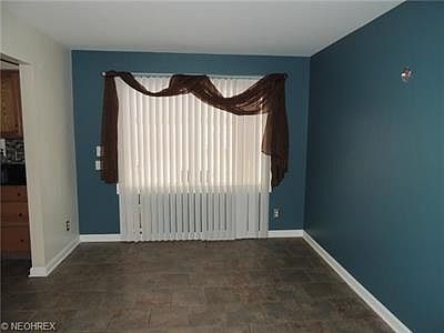 5th image of 4514 Woodridge Dr