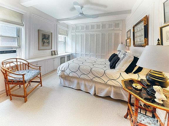 4th image of 20 W 77th St #3B