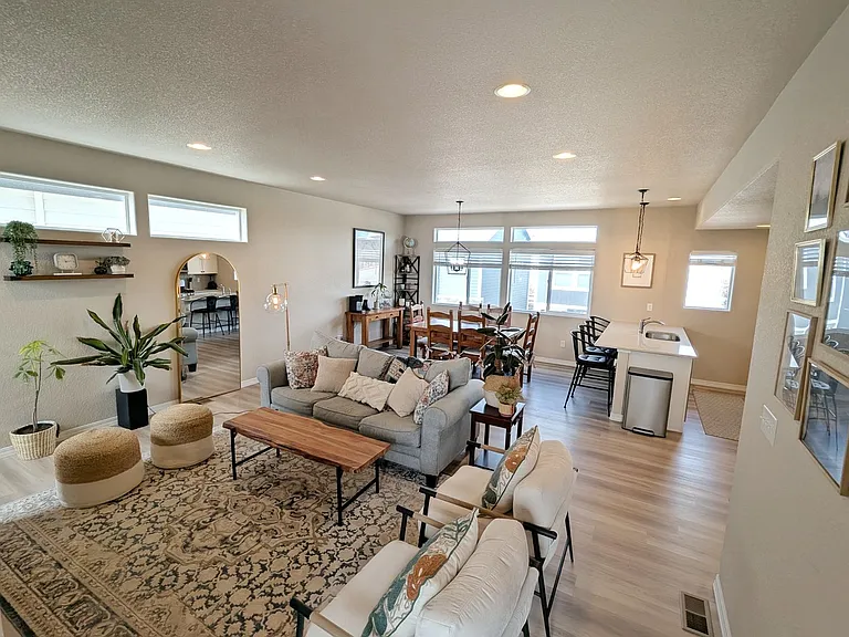 7443 Gorgeted Quail Grv — Photo 8
