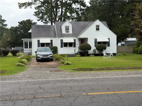 2660 Azalea Garden Rd, Norfolk, VA 23513