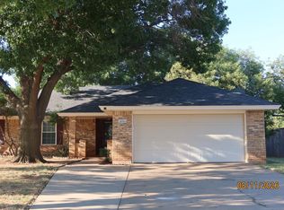 4868 Matterhorn Dr, Wichita Falls, TX 76310