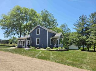 17180 Sumner Rd, Pecatonica, IL 61063