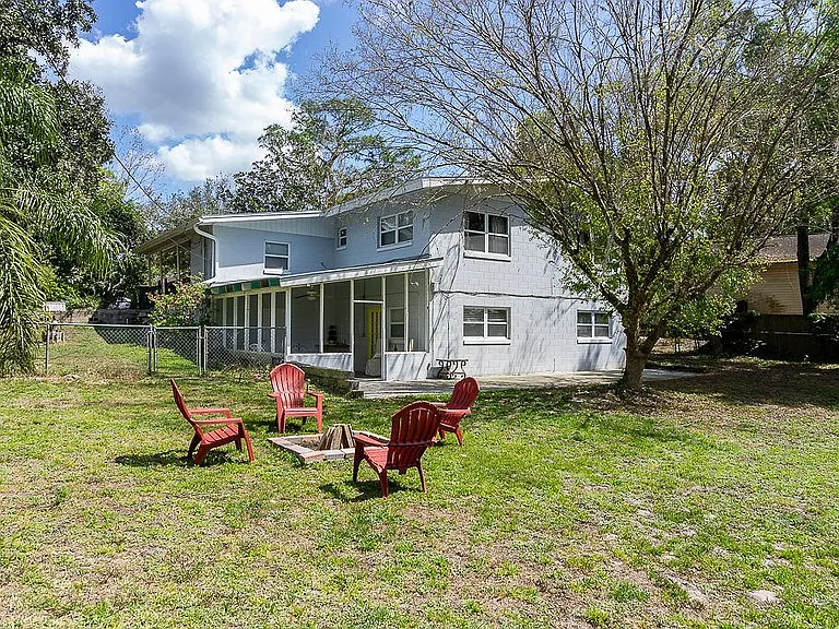 11 S University Cir — Photo 1