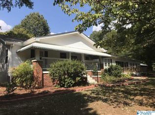 121 Baswell St, Gadsden, AL 35901