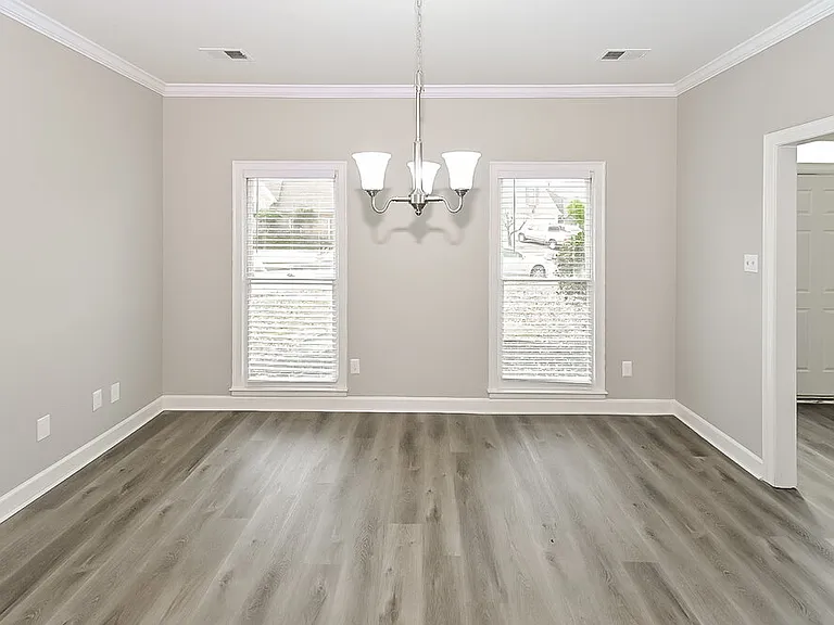 1776 Lichfield Ct — Photo 7