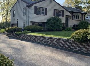 99 Evergreen Ave, Braintree, MA 02184