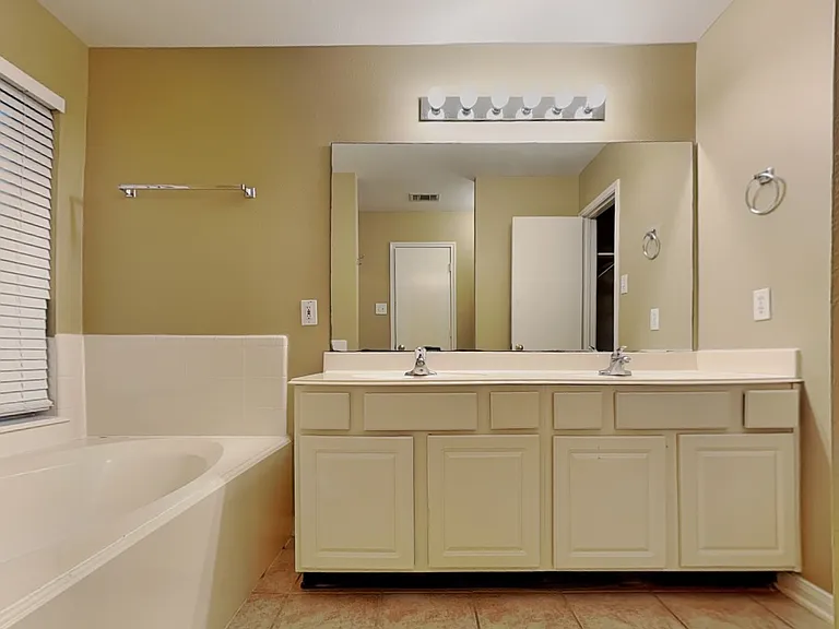 20322 Linden Tree Dr — Photo 13