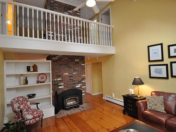 5th image of 9 Jefferson Dr