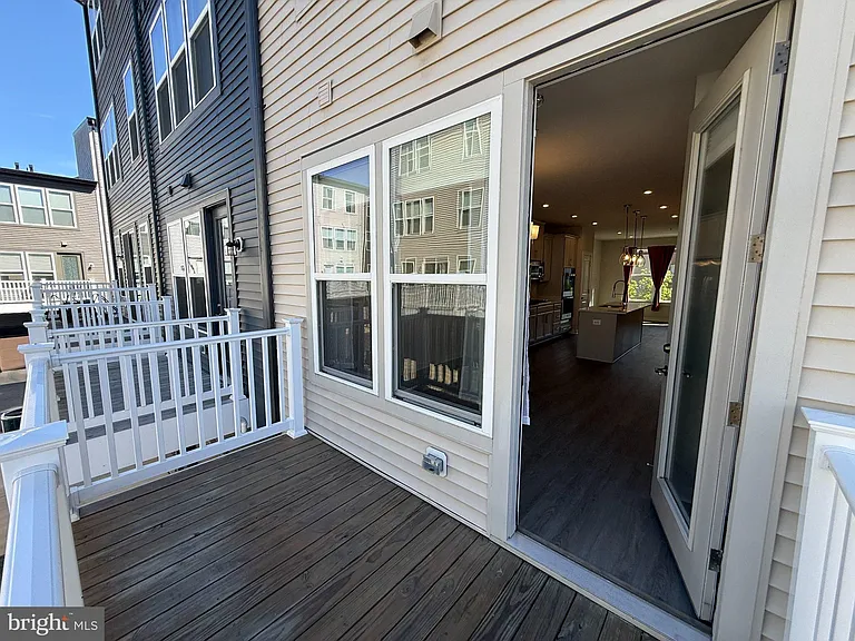 2505 Nicholson St — Photo 38
