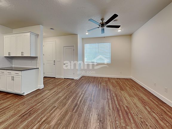 5th image of 6721 Mountain Maple Dr