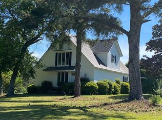 33 Gilbreath St, Crossville, AL 35962