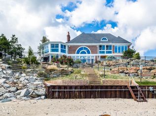 8514 Lakeshore Rd, Burtchville, MI 48059