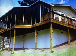 131 Club House Dr, New London, NC 28127