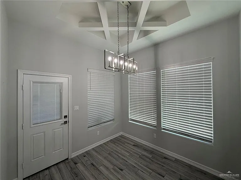 2700 E Comal Rd — Photo 8