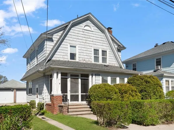 89 Burnside St, Cranston, RI 02910
