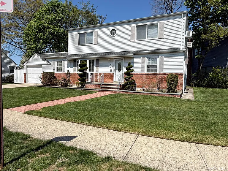 42 Rhodes Dr #HOUSE — Photo 2