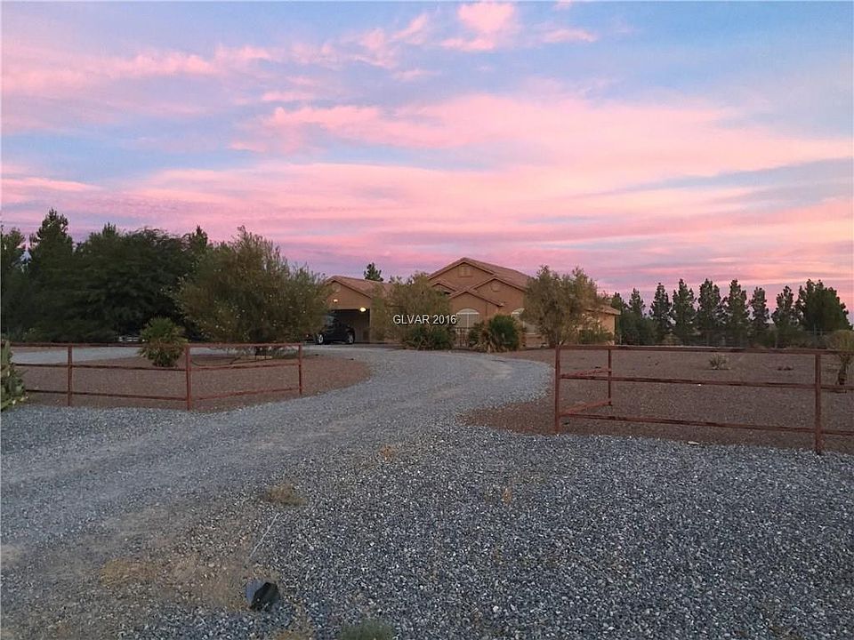 2nd image of 1530 Lost Creek Dr