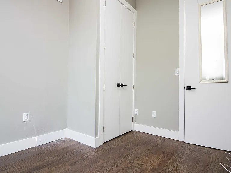 2025 Grove St #1L — Photo 7