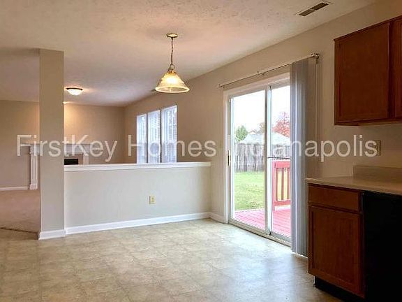 5th image of 3105 Cluster Pine Dr