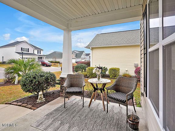 3rd image of 2060 Lapham Drive