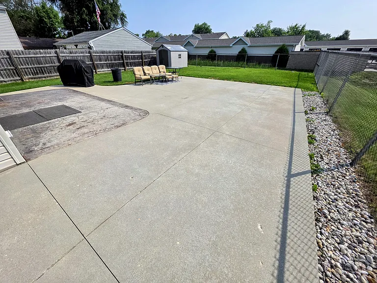 W175S7534 Park Dr — Photo 27