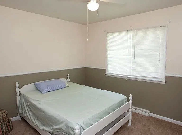 1416 Adams Cir — Photo 14