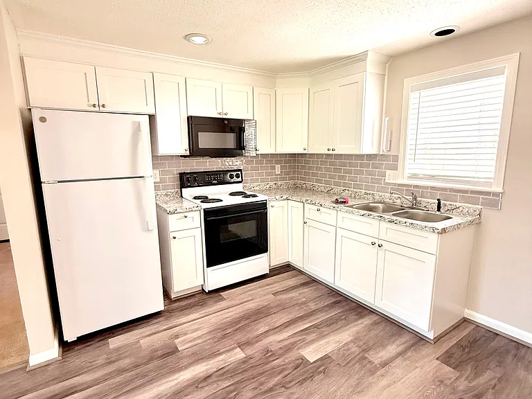 53 Fredonian St #1 — Photo 9