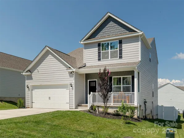 596 Country Oak Dr, Asheville, NC 28804