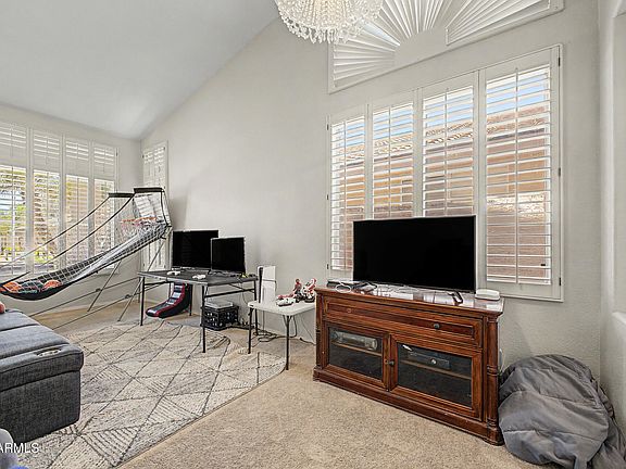 2nd image of 841 N CAMBRIDGE Place