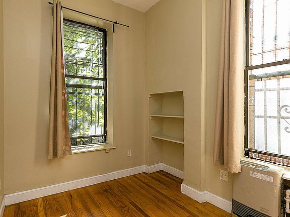 4th image of 346 Gates Ave #C4