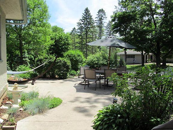 5th image of 1333 Livsey Pl