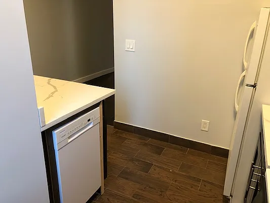 Rented by Friedman Roth Realty | media 14