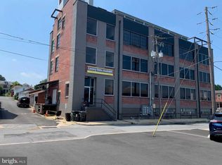 31 S Sterley St, Shillington, PA 19607
