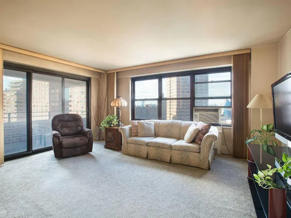 268 East Broadway image 1 of 6