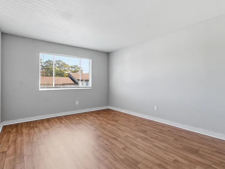 Reserve at Midtown — Photo 10