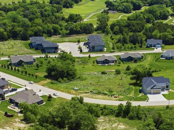 3416 Ocean Dr, Manhattan, KS 66503