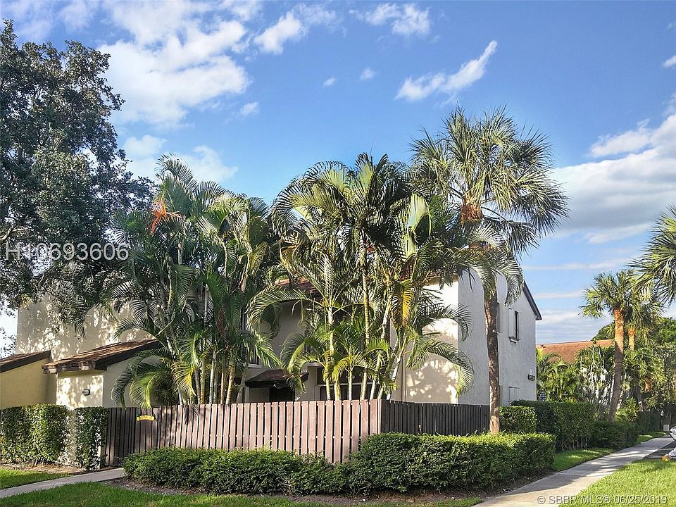 1st image of 3361 Cocoplum Cir #33135
