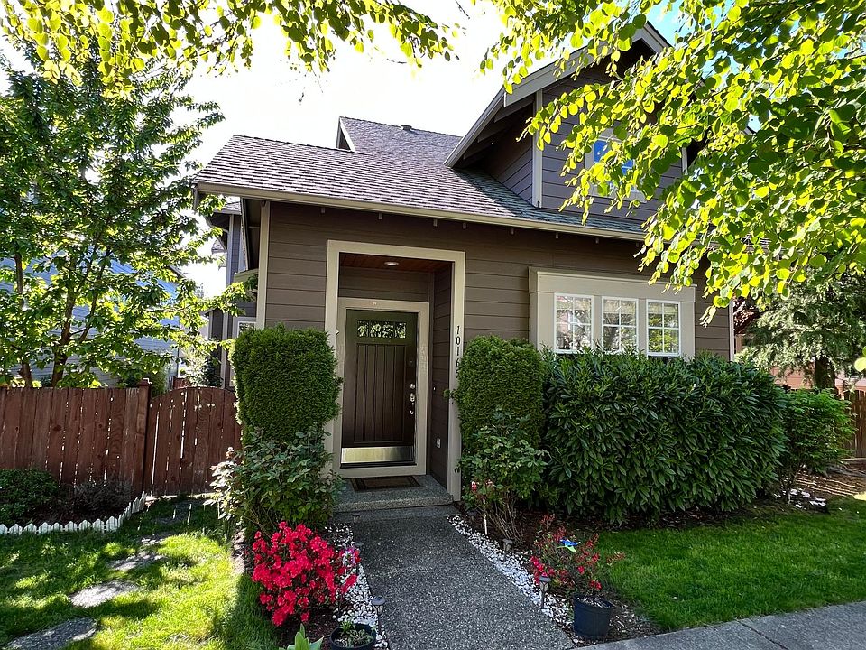 1st image of 10165 226th Ave NE